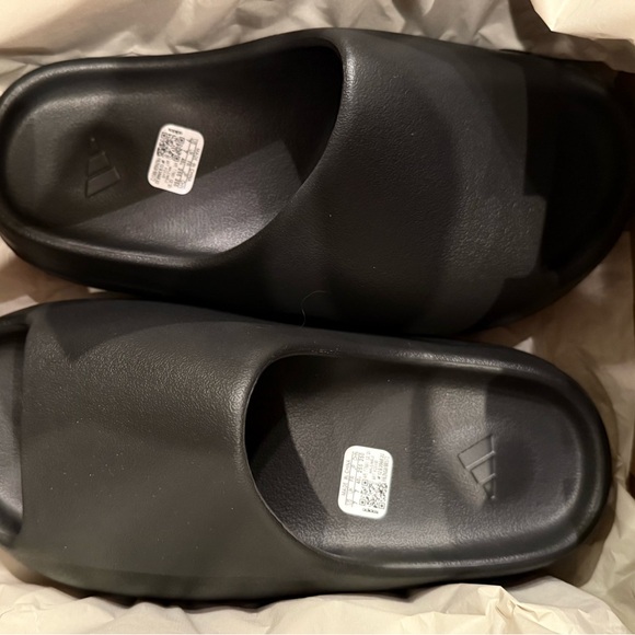 Yeezy Shoes - Yeezy Slide by Adidas in Onyx, unisex US 7 / EU 40.5